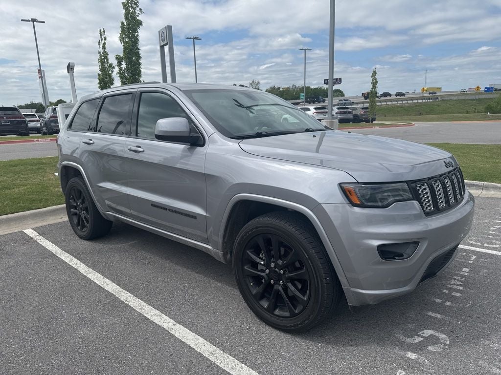 2020 Jeep Grand Cherokee Altitude