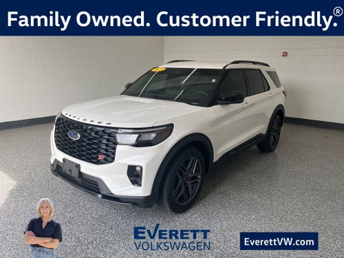 2025 Ford Explorer ST