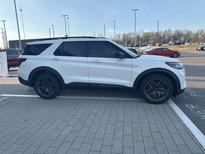 2025 Ford Explorer ST