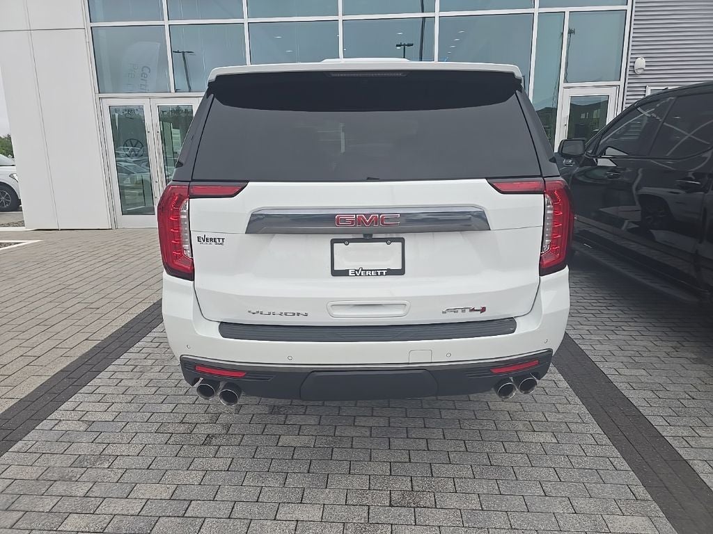 2024 GMC Yukon AT4