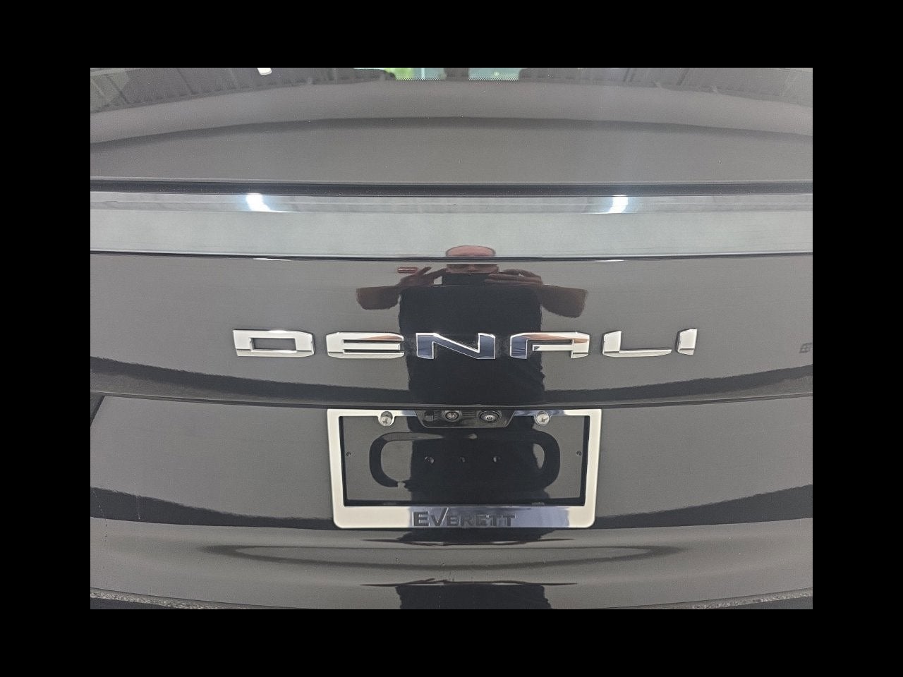 2025 GMC Yukon Denali Ultimate