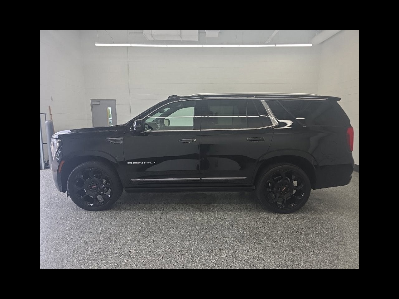 2025 GMC Yukon Denali Ultimate