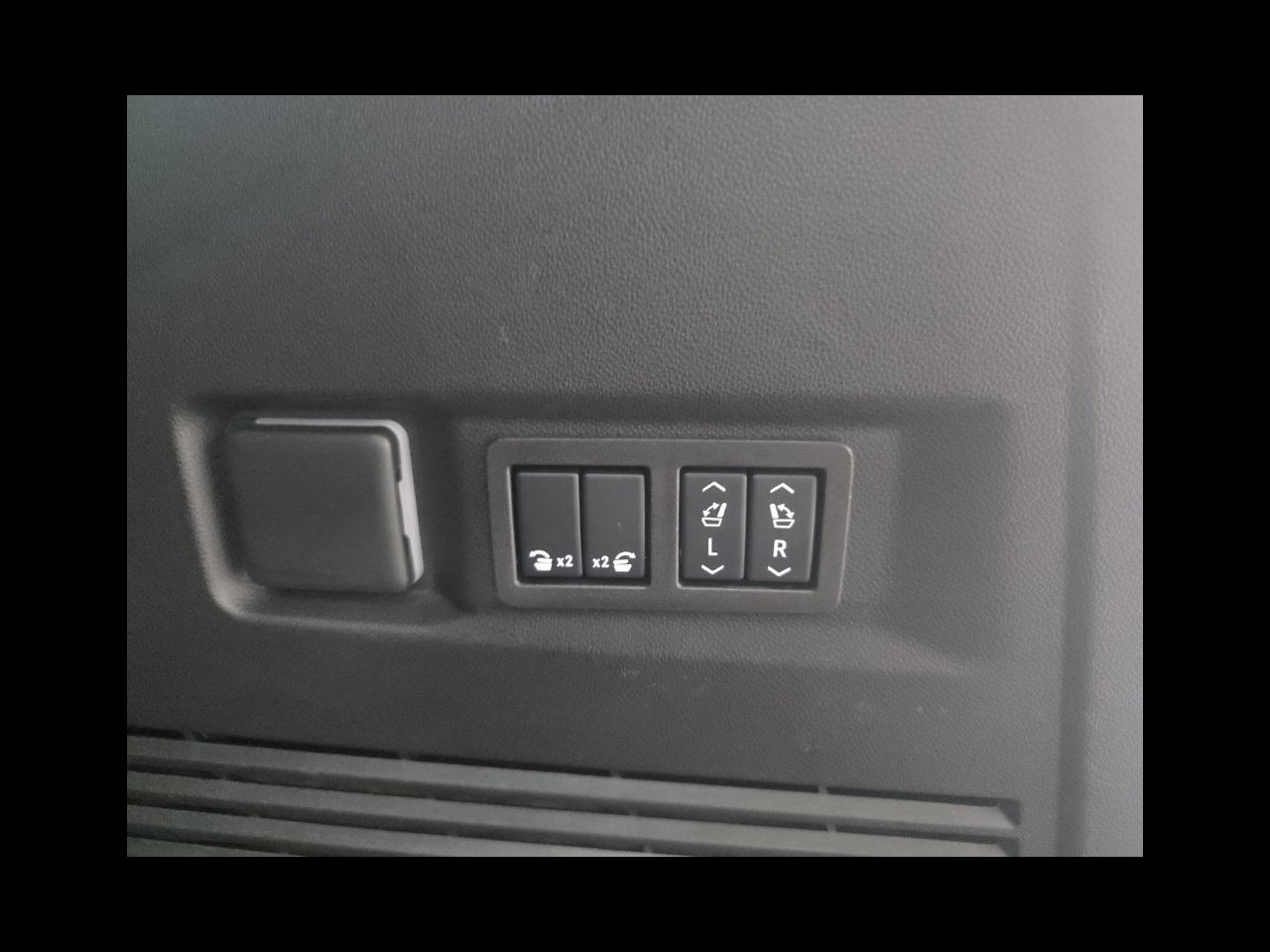2025 GMC Yukon Denali Ultimate