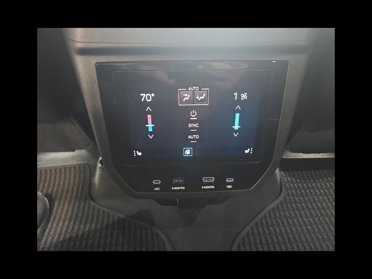 2025 GMC Yukon Denali Ultimate