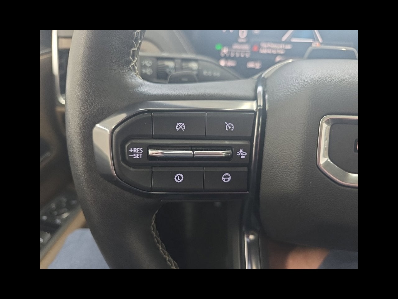 2025 GMC Yukon Denali Ultimate