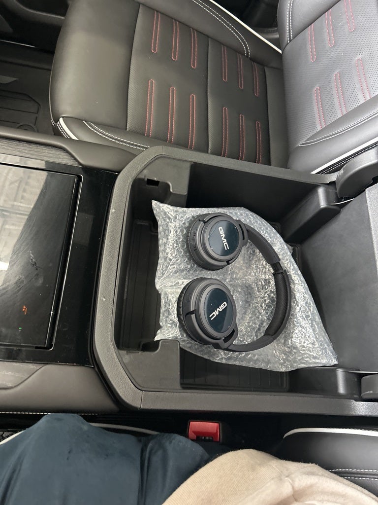 2025 GMC Yukon AT4 Ultimate