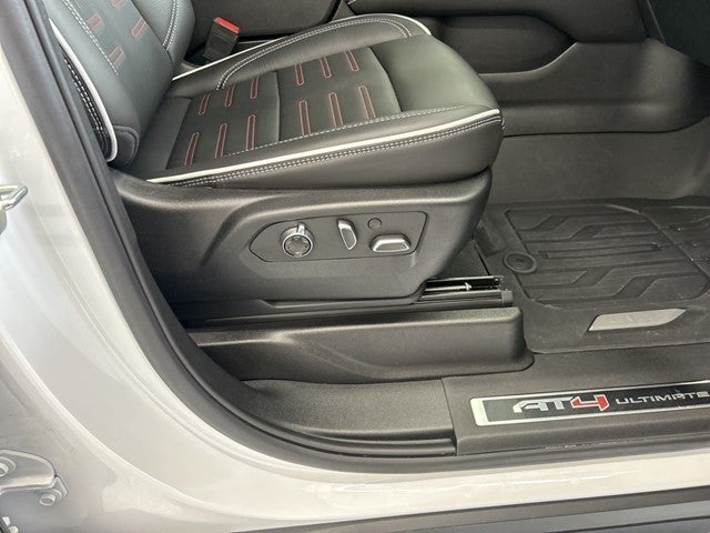 2025 GMC Yukon AT4 Ultimate