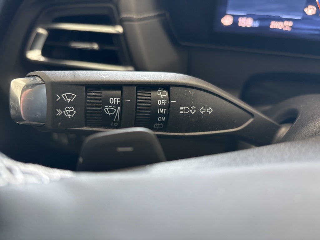 2025 Chevrolet Traverse LT 2LT