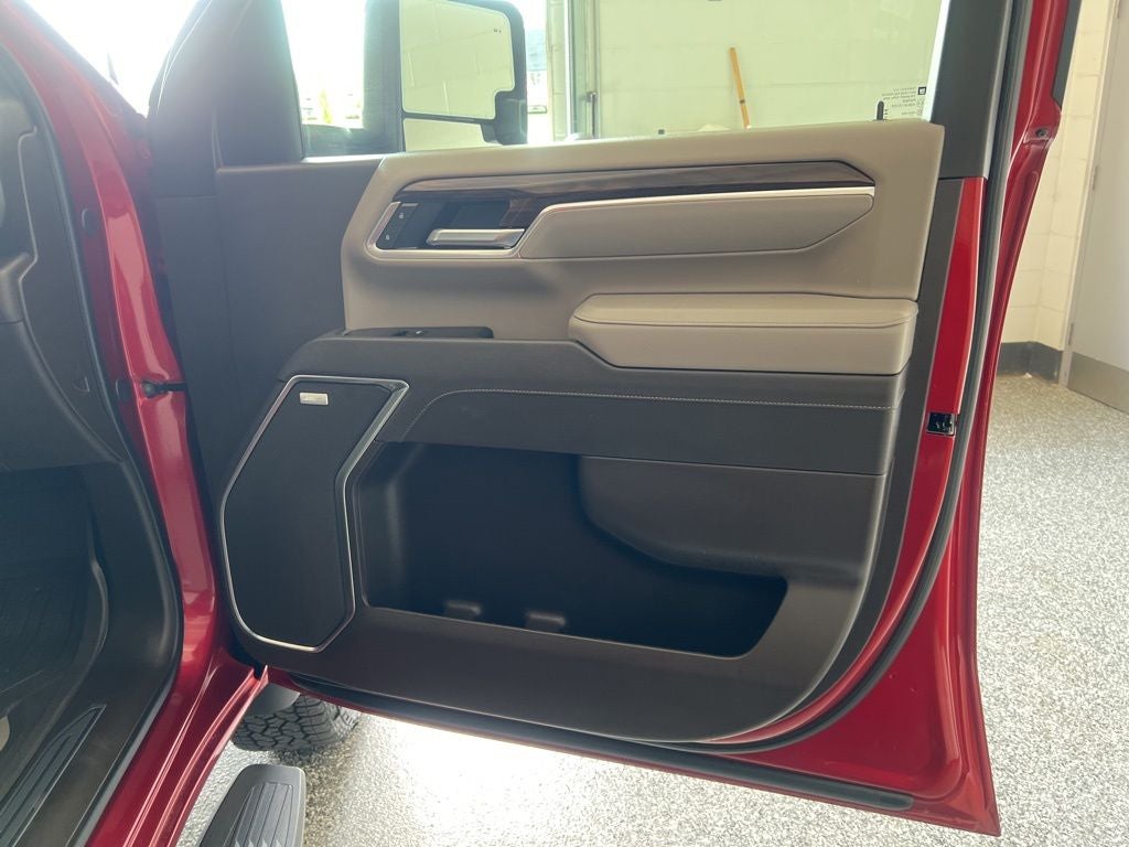 2025 GMC Sierra 2500HD SLT