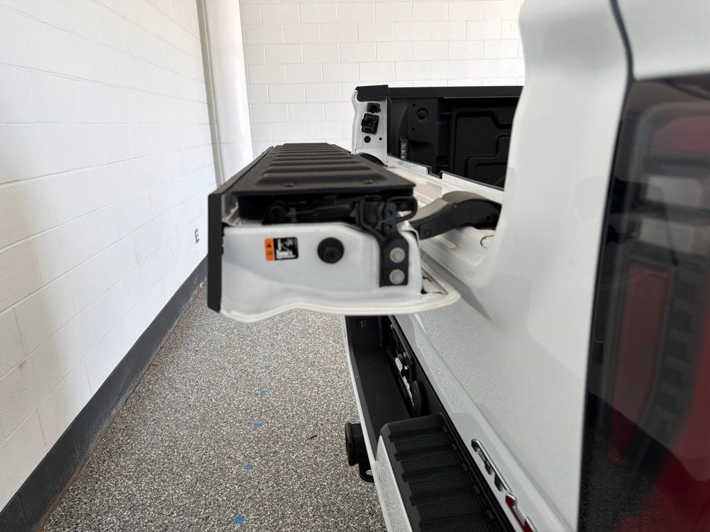 2026 GMC Sierra 2500HD AT4