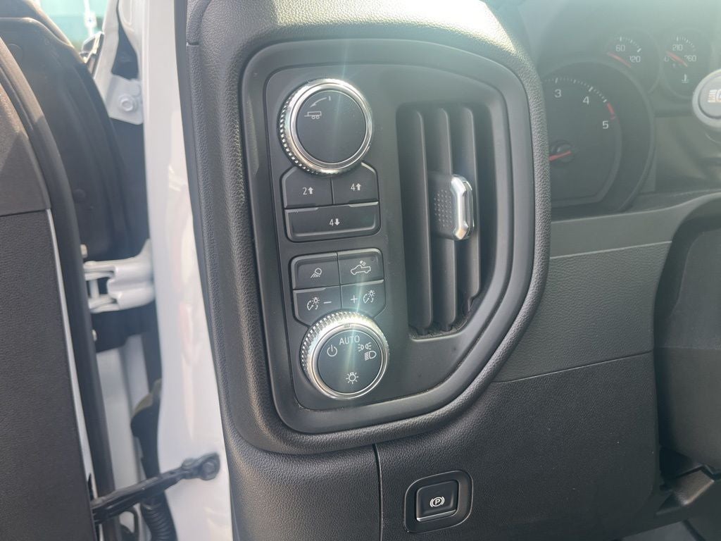 2025 GMC Sierra 3500HD Pro