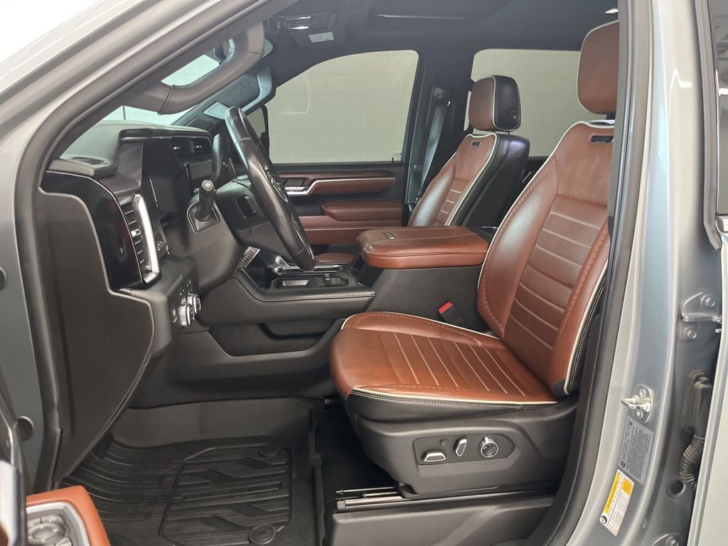 2025 GMC Sierra 2500HD Denali Ultimate