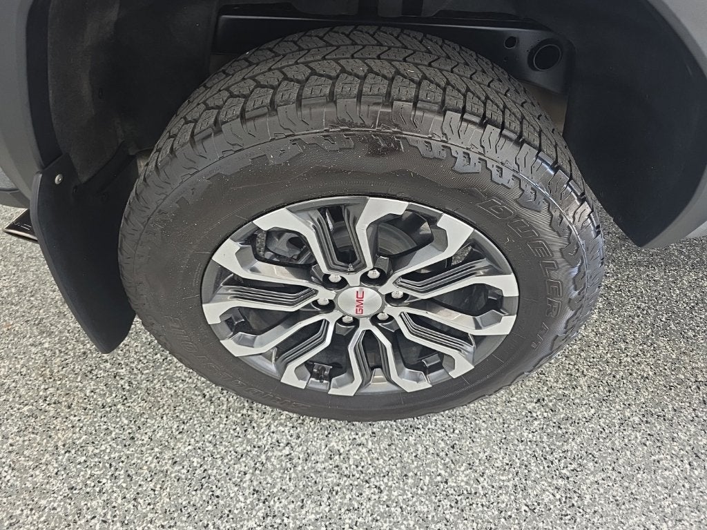 2025 GMC Canyon Denali