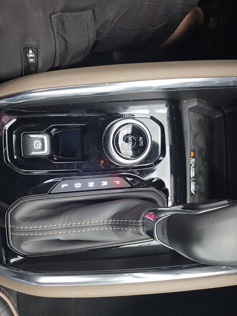 2025 GMC Canyon Denali