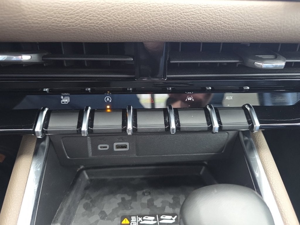 2025 GMC Canyon Denali