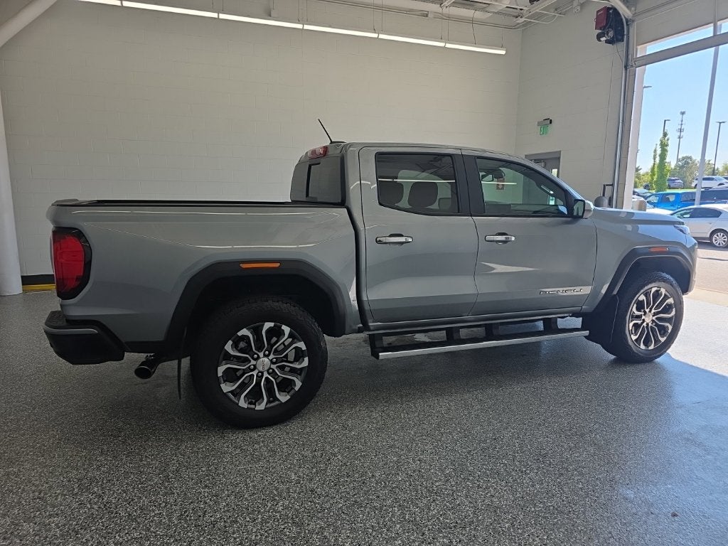 2025 GMC Canyon Denali