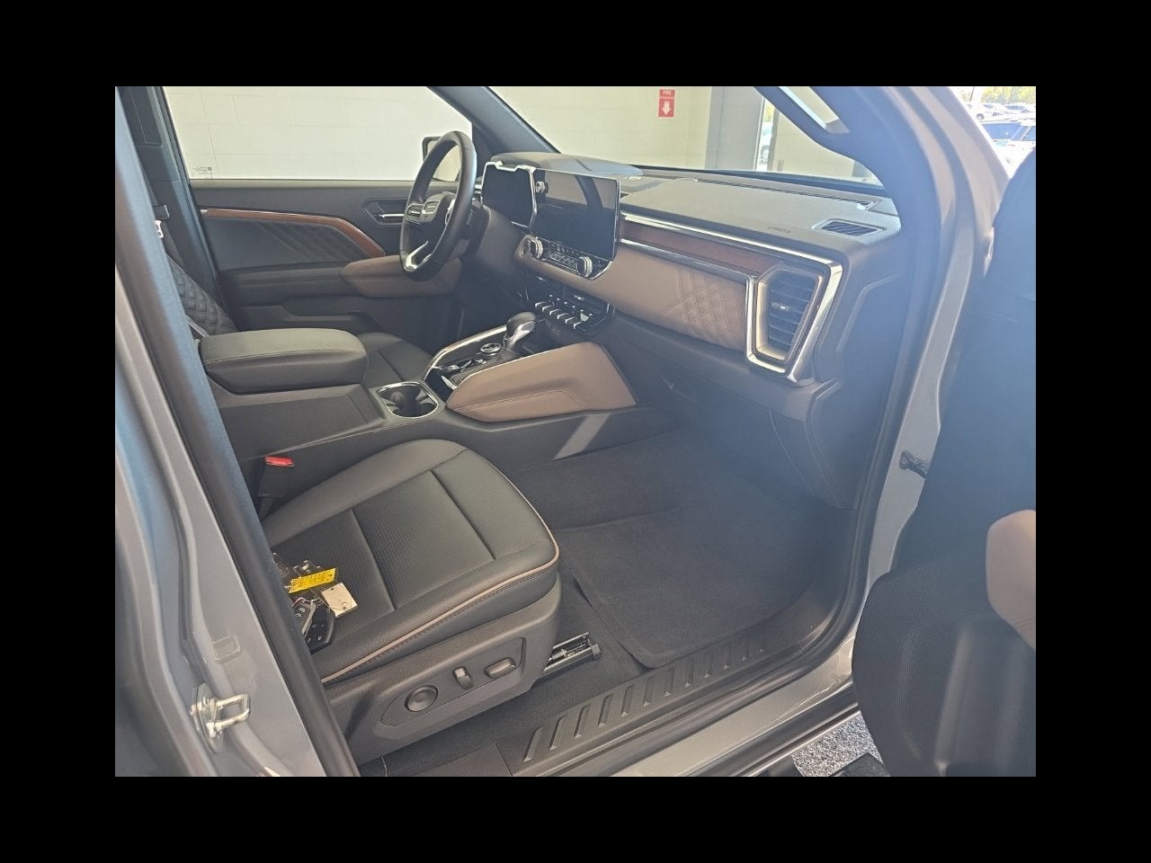 2025 GMC Canyon Denali