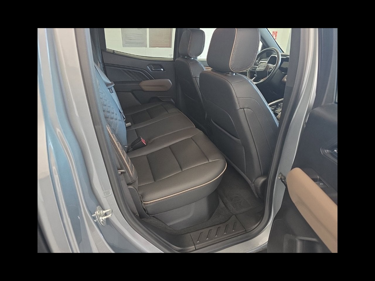 2025 GMC Canyon Denali