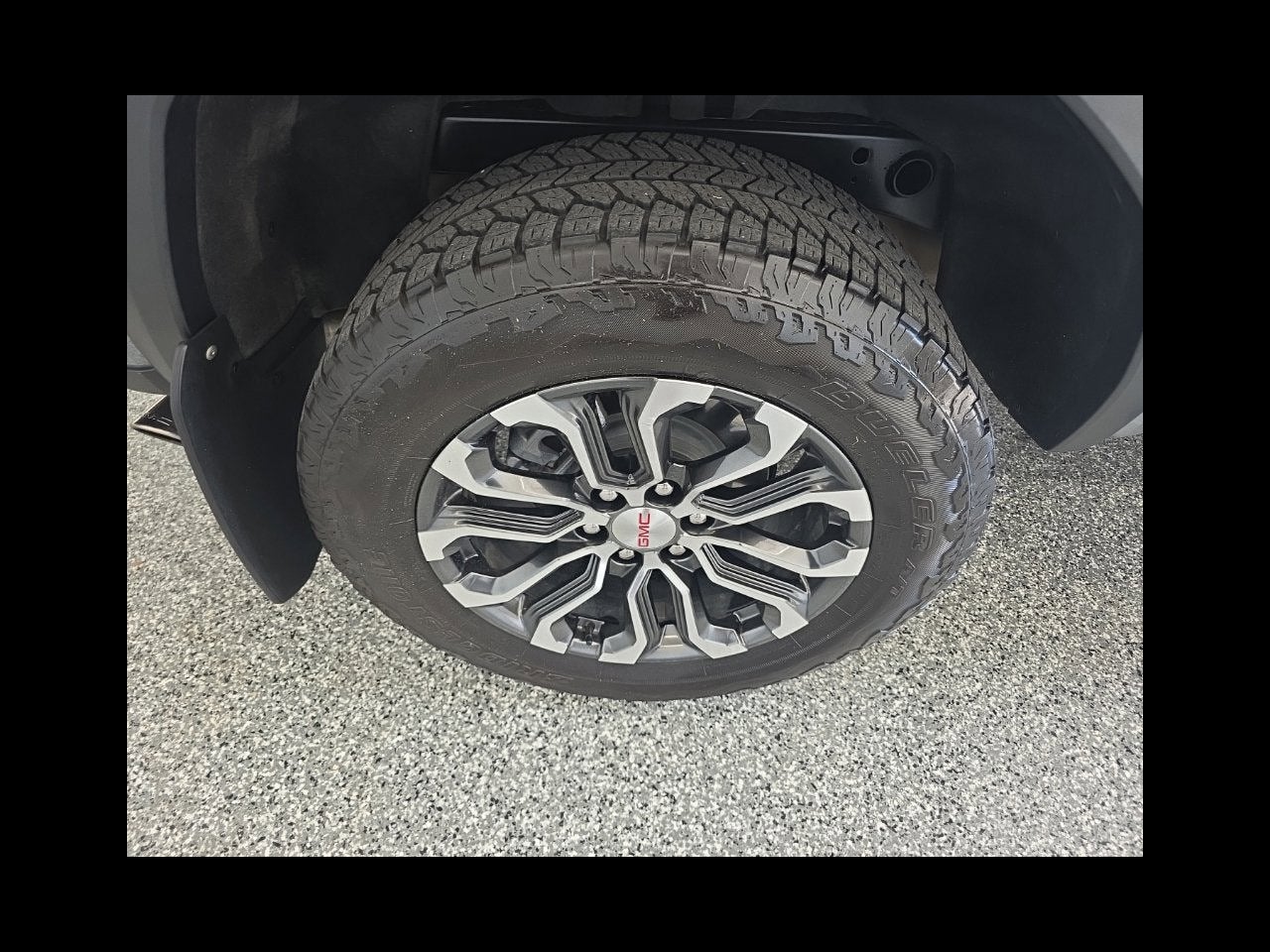 2025 GMC Canyon Denali