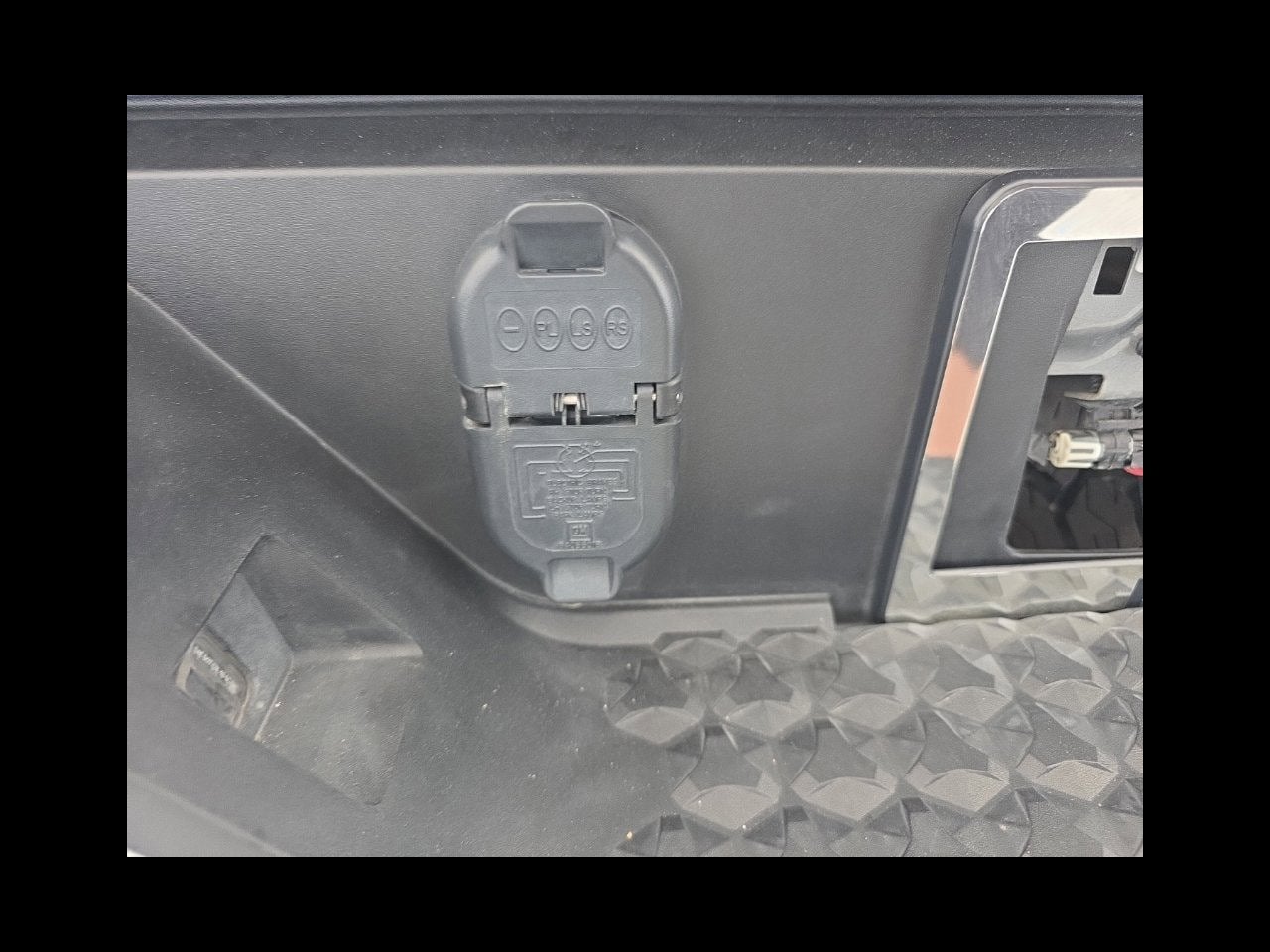 2025 GMC Canyon Denali