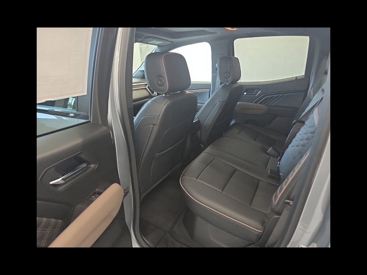 2025 GMC Canyon Denali