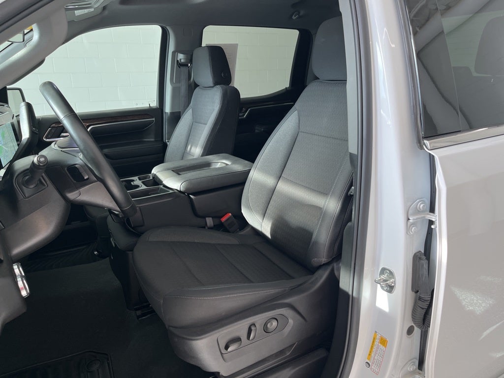 2025 GMC Sierra 1500 SLE