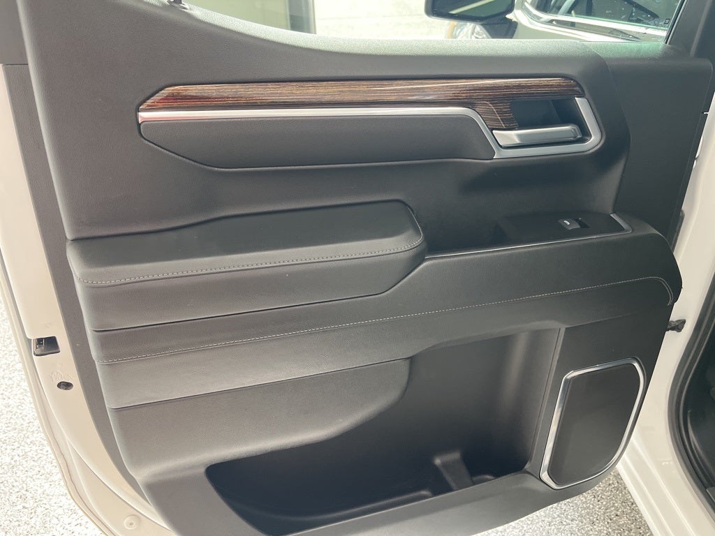 2025 GMC Sierra 1500 SLE