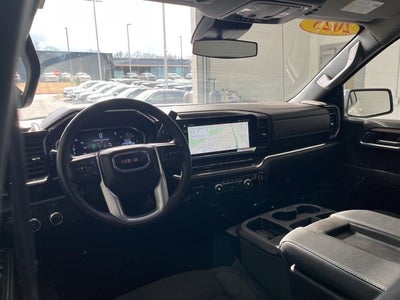 2025 GMC Sierra 1500 SLE