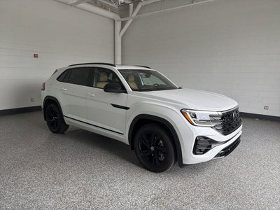 2026 Volkswagen Atlas Cross Sport 2.0T SEL R-Line Black