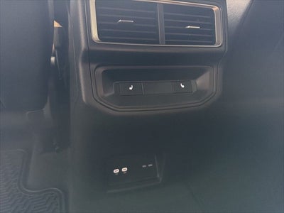2026 Volkswagen Atlas Cross Sport 2.0T SEL R-Line Black