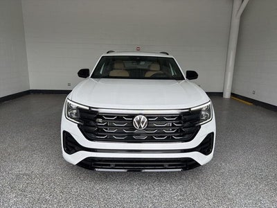 2026 Volkswagen Atlas Cross Sport 2.0T SEL R-Line Black