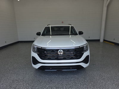 2026 Volkswagen Atlas Cross Sport 2.0T SEL R-Line Black