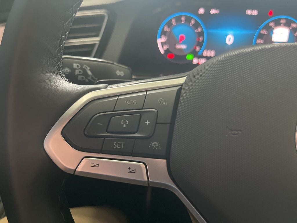 2026 Volkswagen Atlas Cross Sport 2.0T SEL R-Line Black