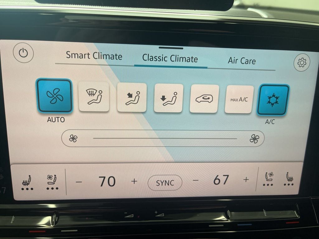 2026 Volkswagen Atlas Cross Sport 2.0T SEL R-Line Black