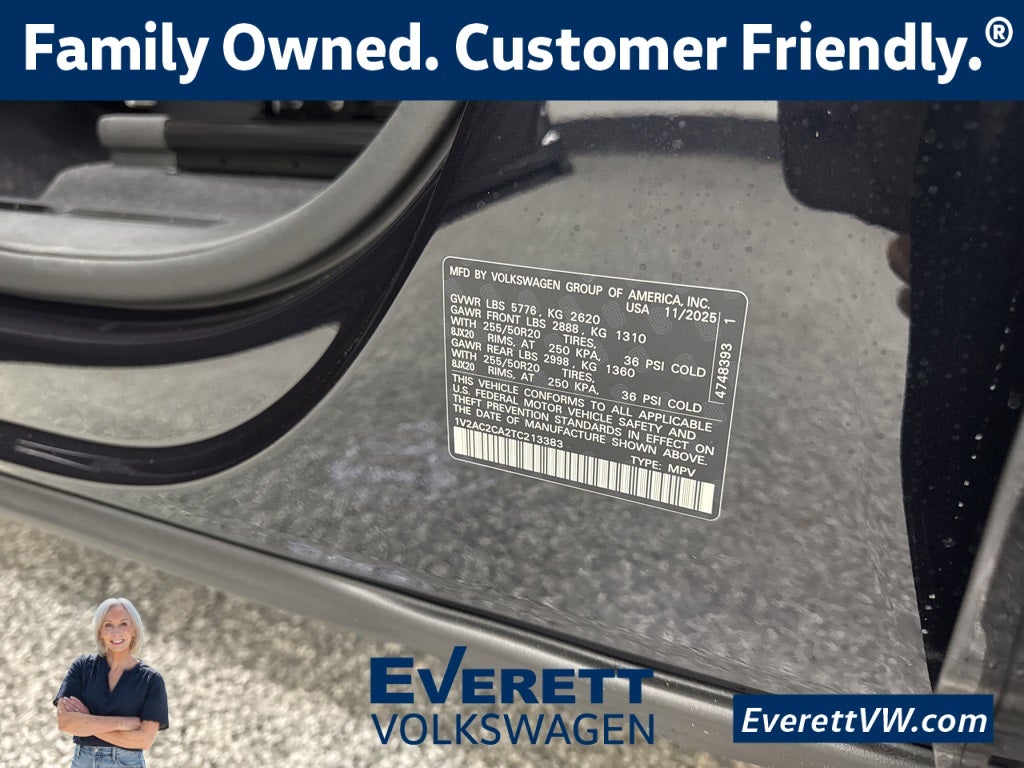 2026 Volkswagen Atlas Cross Sport 2.0T SEL R-Line Black