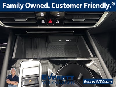 2026 Volkswagen Atlas Cross Sport 2.0T SEL R-Line Black