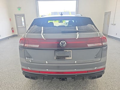 2026 Volkswagen Atlas Cross Sport 2.0T SEL R-Line Black