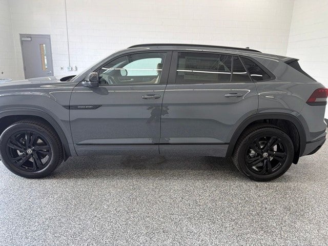 2026 Volkswagen Atlas Cross Sport 2.0T SEL R-Line Black