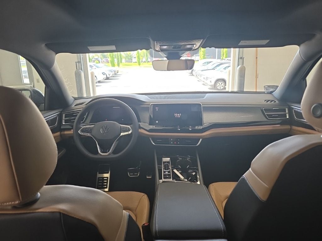 2026 Volkswagen Atlas Cross Sport 2.0T SEL R-Line Black
