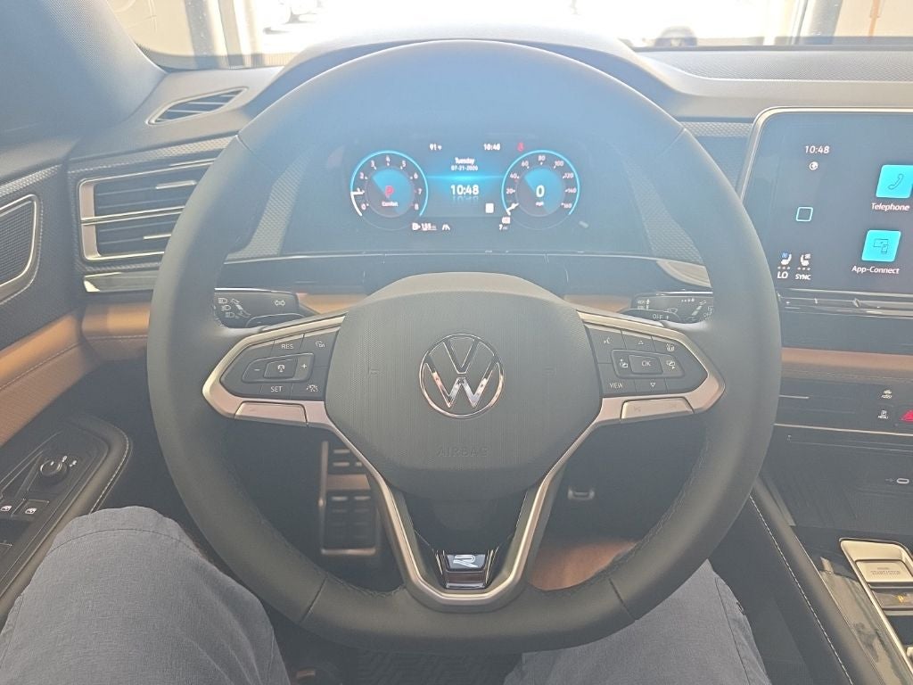 2026 Volkswagen Atlas Cross Sport 2.0T SEL R-Line Black