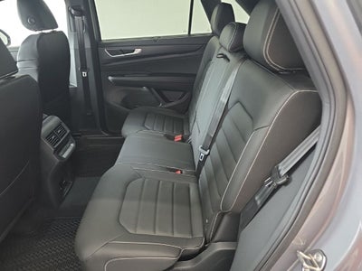 2026 Volkswagen Atlas Cross Sport 2.0T SEL R-Line Black