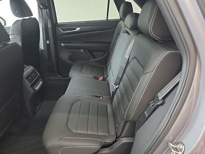 2026 Volkswagen Atlas Cross Sport 2.0T SEL R-Line Black