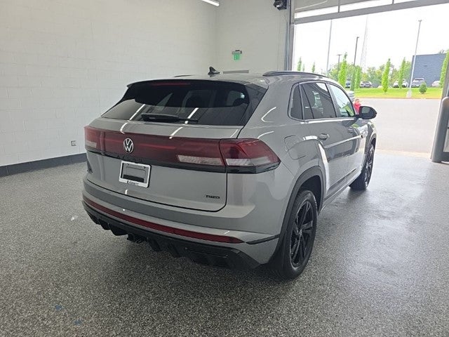 2026 Volkswagen Atlas Cross Sport 2.0T SEL R-Line Black