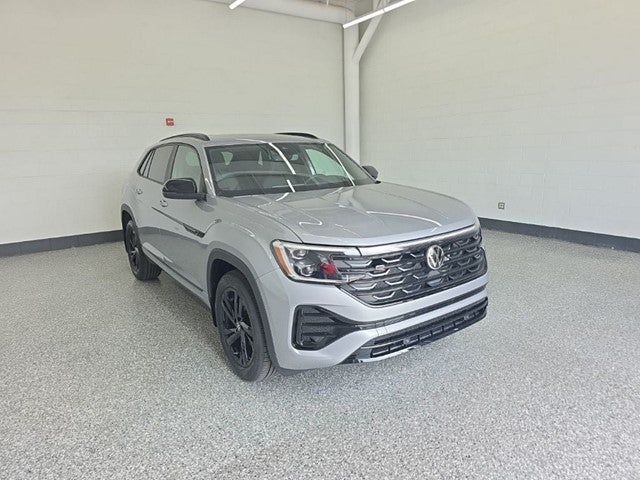 2026 Volkswagen Atlas Cross Sport 2.0T SEL R-Line Black