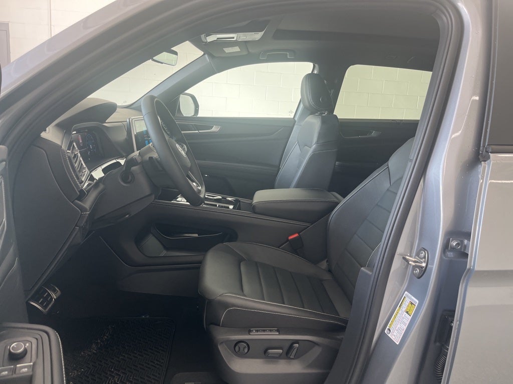 2026 Volkswagen Atlas Cross Sport 2.0T SEL R-Line Black