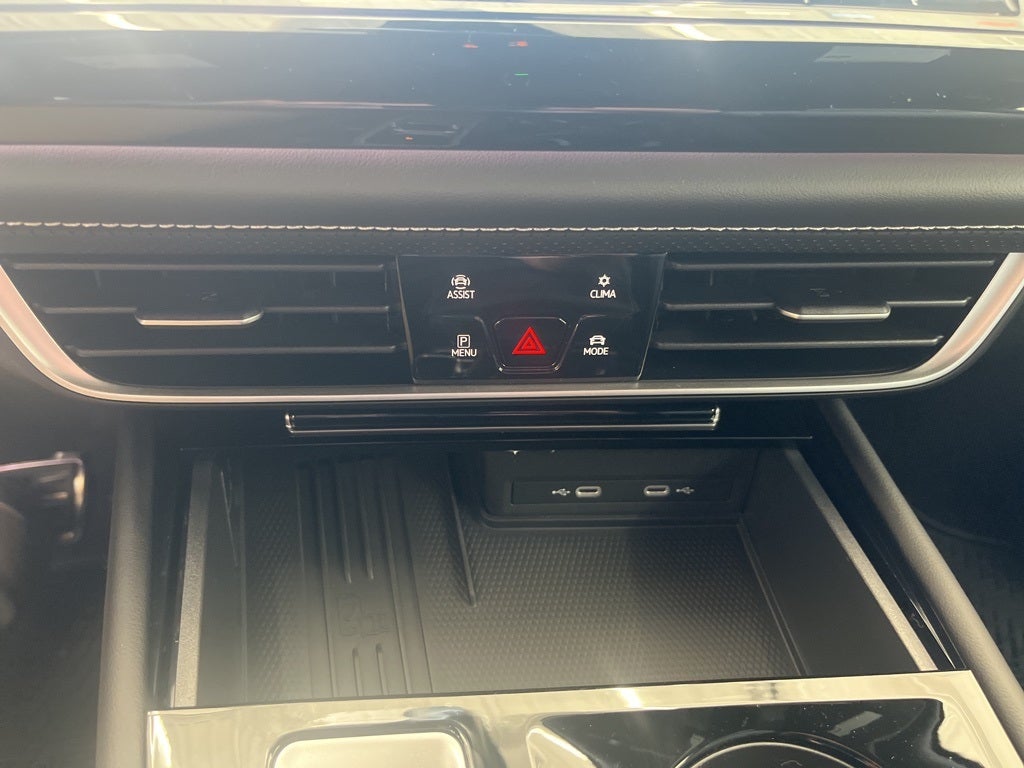 2026 Volkswagen Atlas Cross Sport 2.0T SEL R-Line Black