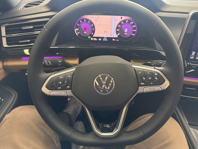 2026 Volkswagen Atlas Cross Sport 2.0T SEL R-Line Black