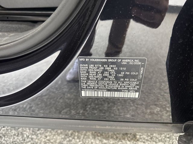 2026 Volkswagen Atlas Cross Sport 2.0T SEL R-Line Black