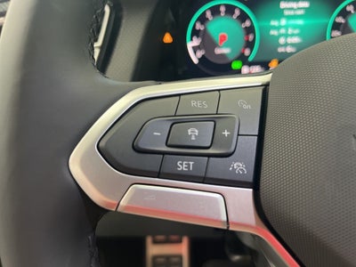 2026 Volkswagen Atlas Cross Sport 2.0T SEL R-Line Black