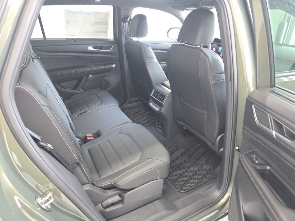 2026 Volkswagen Atlas Cross Sport 2.0T SEL R-Line Black